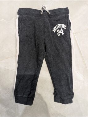 5/$35 Carter’s Charcoal Jogger Sweatpants 24M Sporty Stripe Drawstring Cotton